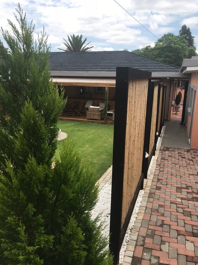 Comfort Guest House Pretoria-Noord Exterior foto